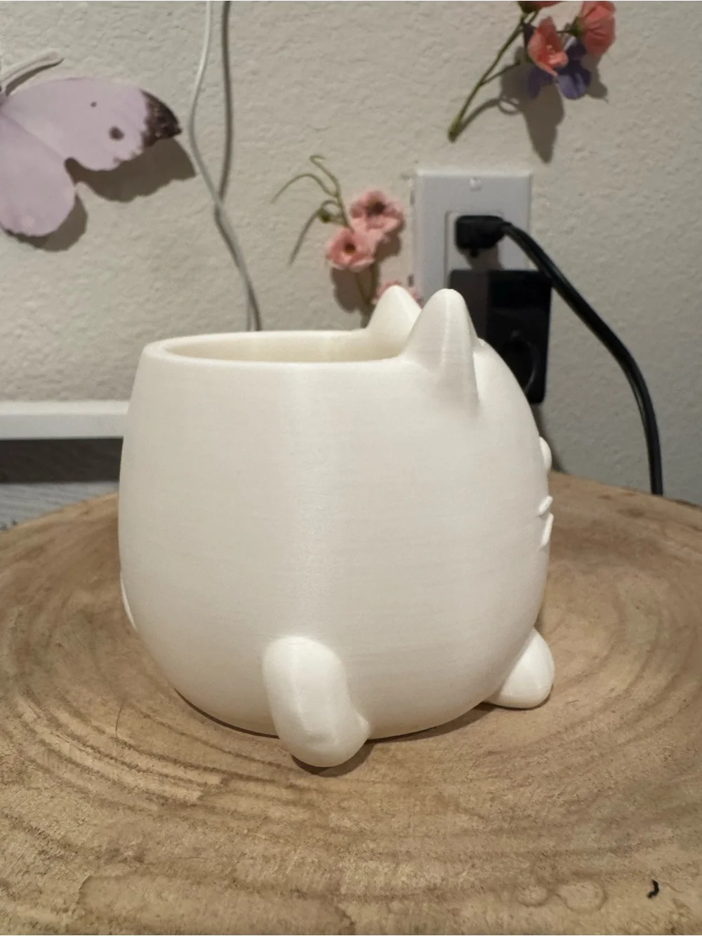 White Cat flower pot vase - Decorative Home Accent